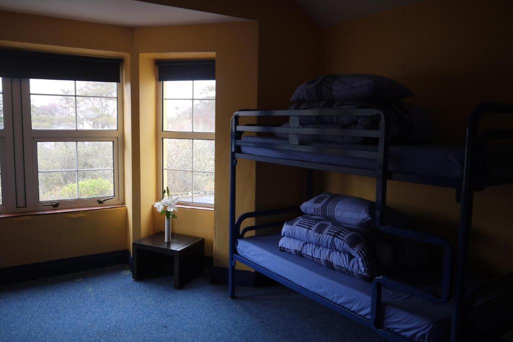 The Connemara Hostel - Sleepzone ลีนอน ห้อง รูปภาพ