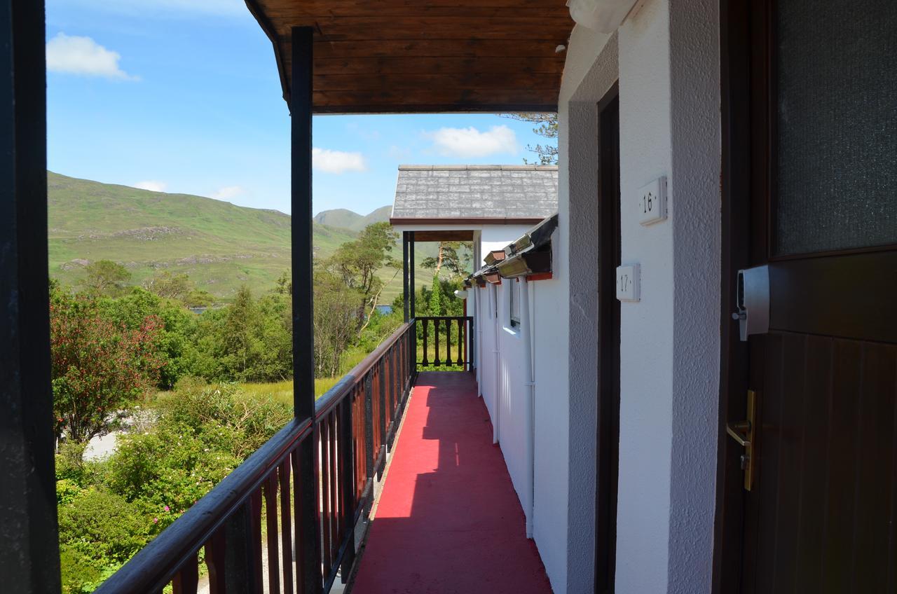 The Connemara Hostel - Sleepzone ลีนอน ภายนอก รูปภาพ